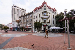 Top center 2 bedrooms and parking option